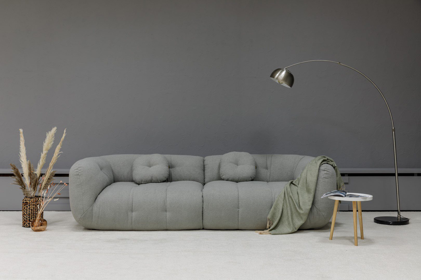 Alternative view of Canapea Nouvelle