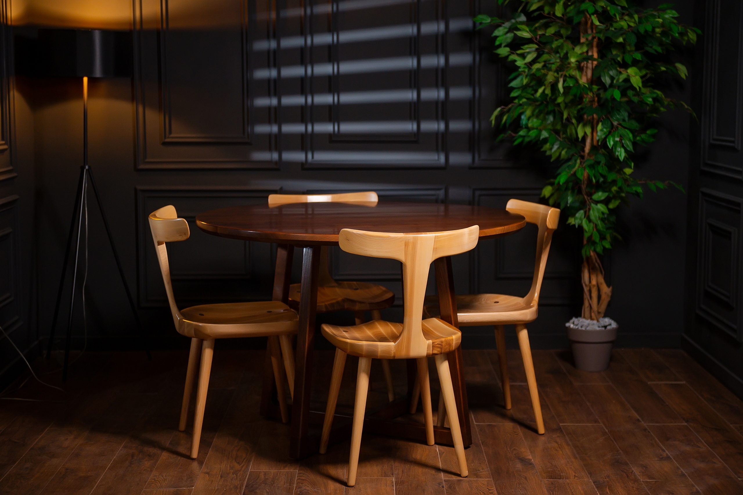 Ellis Dining Table - Image 7