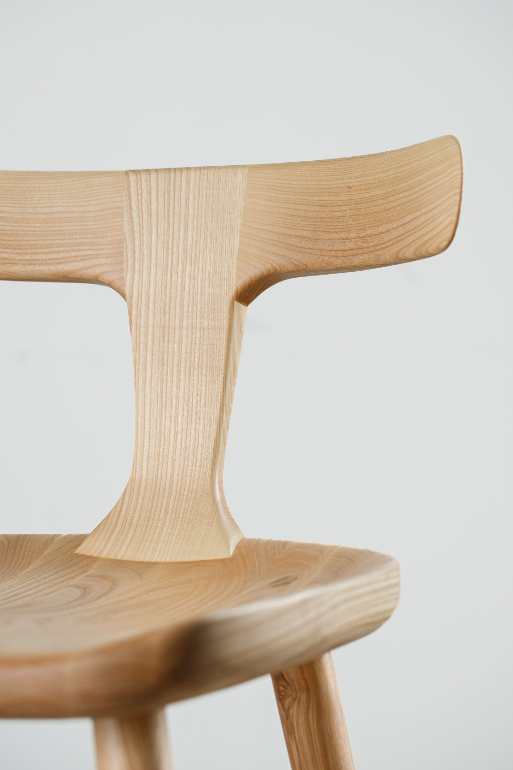 Барный стул со спинкой Anvil Ash — изображение 3