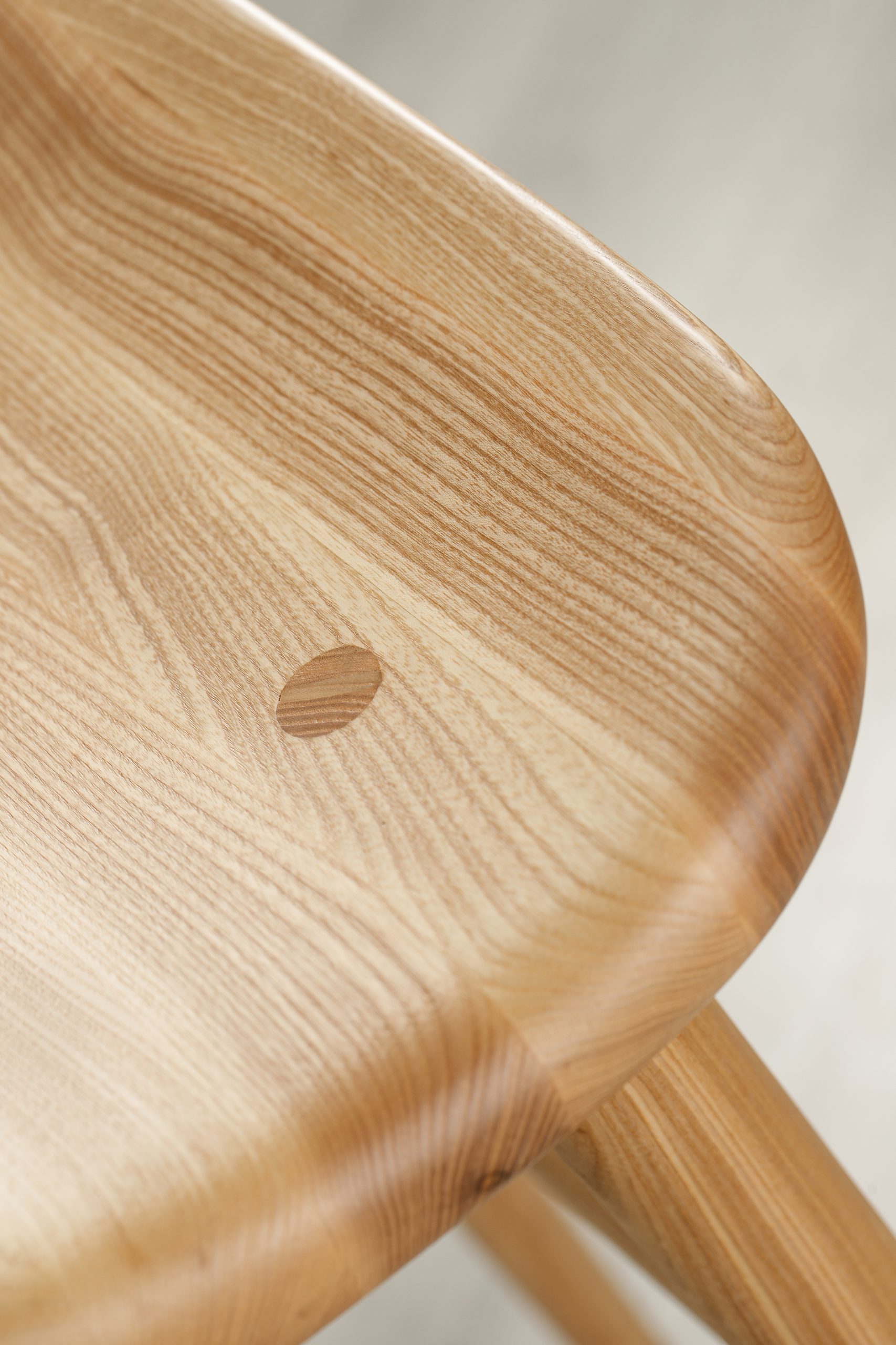 Барный стул со спинкой Anvil Ash — изображение 9