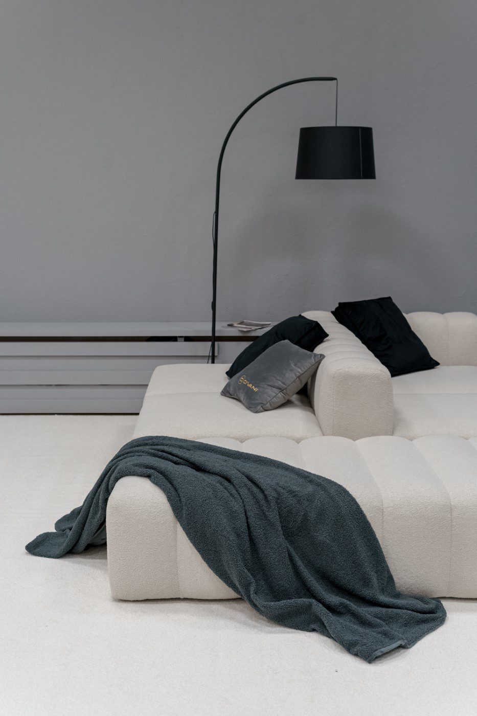 Alternative view of Canapea Dublin