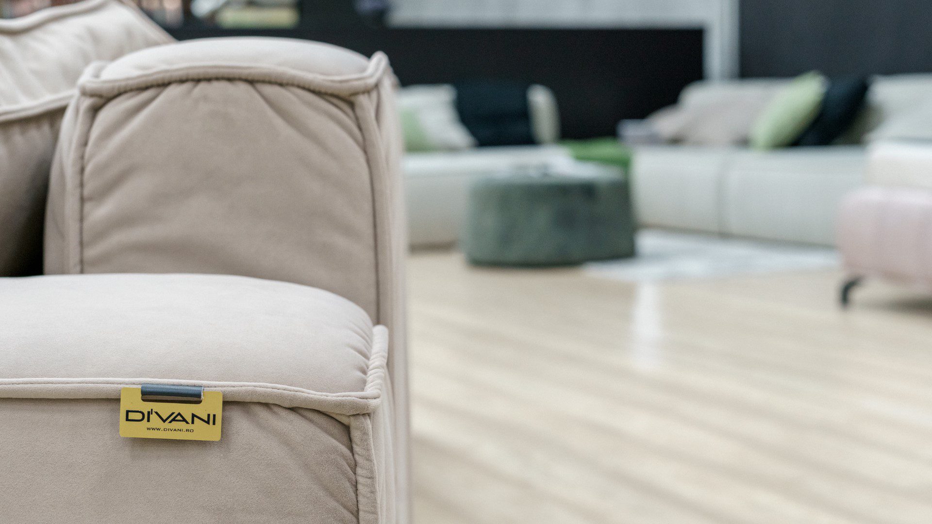 Corner Sofa Denver - Image 18