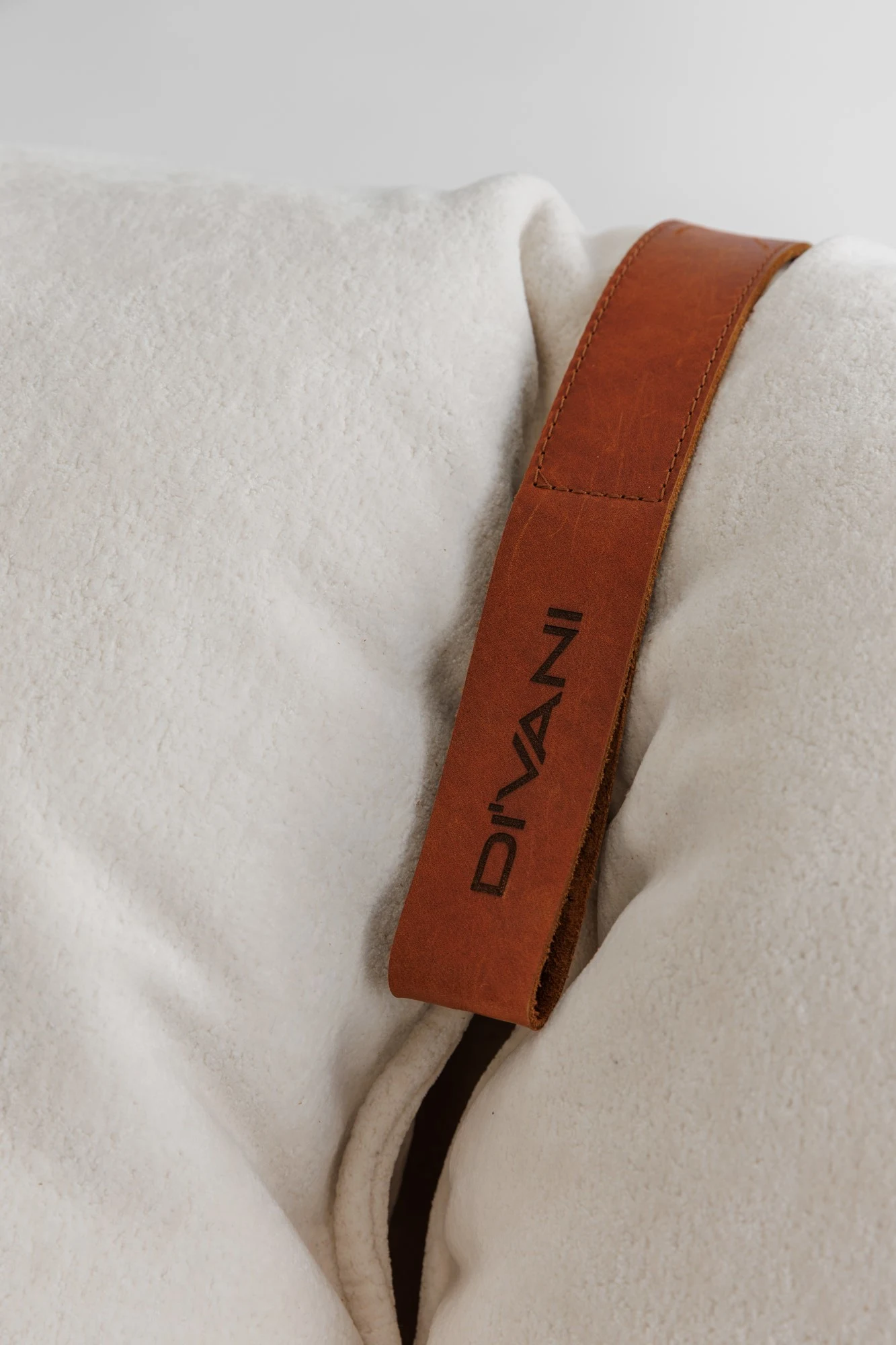 Canapeaua Extensibilă Aria: Eleganță Contemporană și Confort Absolut - imagine 16